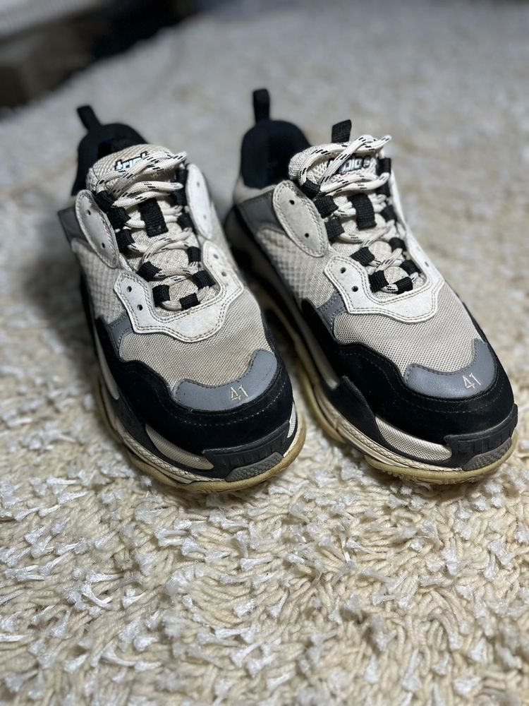 Balenciaga Triple  S