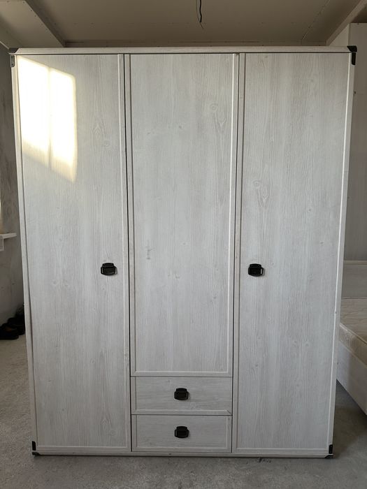 Продаю детскую мебель