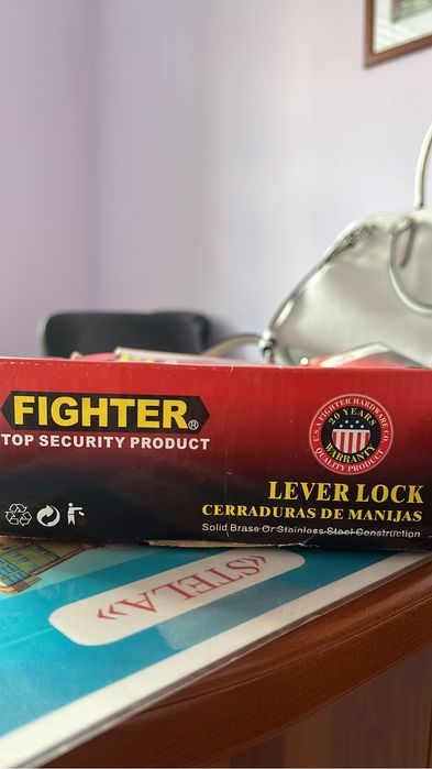 Продам замок для входной двери FIGHTER, , высокой безопасности, США