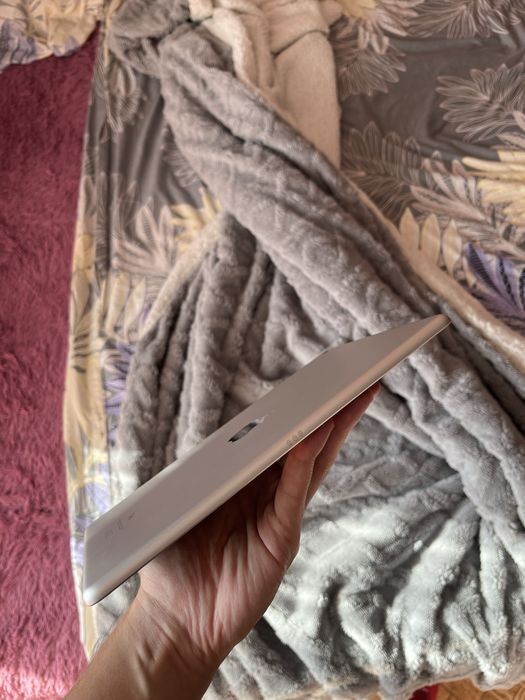 IPad 9 Продаю в идеальном состоянии