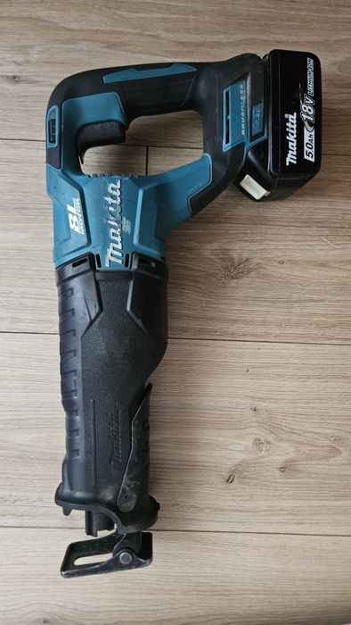 Fierastrau makita DJR187   2023