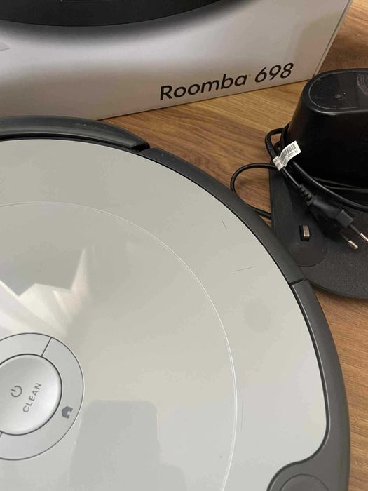 Прахосмукачка-робот iRobot Roomba 698