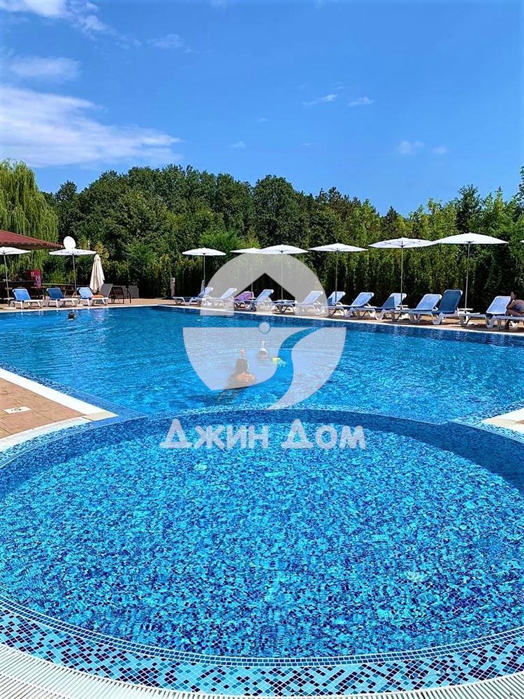 Двустаен обзаведен апартамент в Pines Beach Resort, гр. Бяла