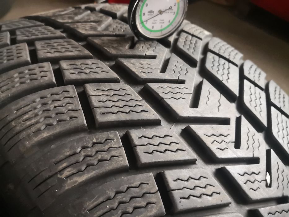 255 50 19 цола гуми като Michelin