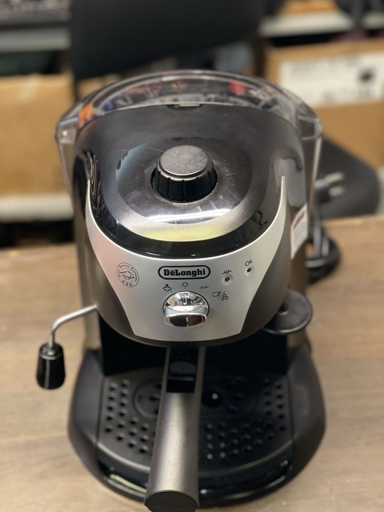 Кафемашина DeLonghi EC220.CD - 6 месеца гаранция !