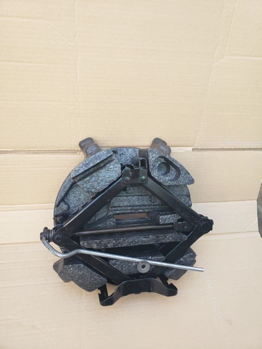 Kit pana cric cheie ford volvo original