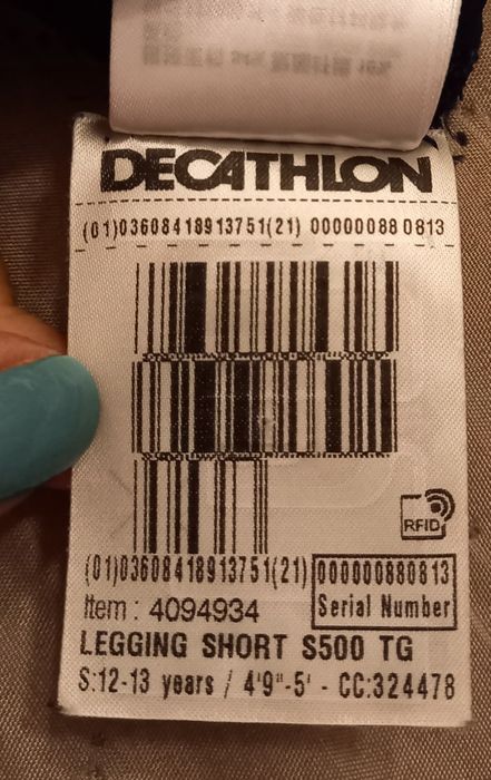 Pantaloni scurți integrati pentru fete