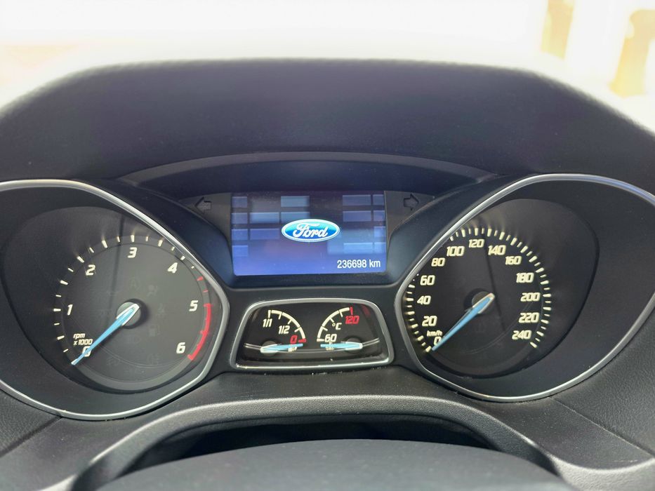 Ford Focus St-line Motor 2,0 TDCI 163 Cutie automată 2014/ Euro/5
