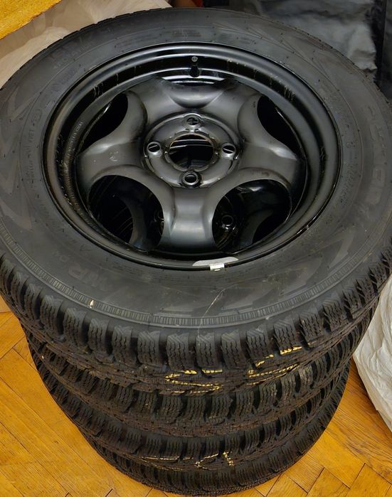 Roti complete iarna Nokian 165/70 R14 81T