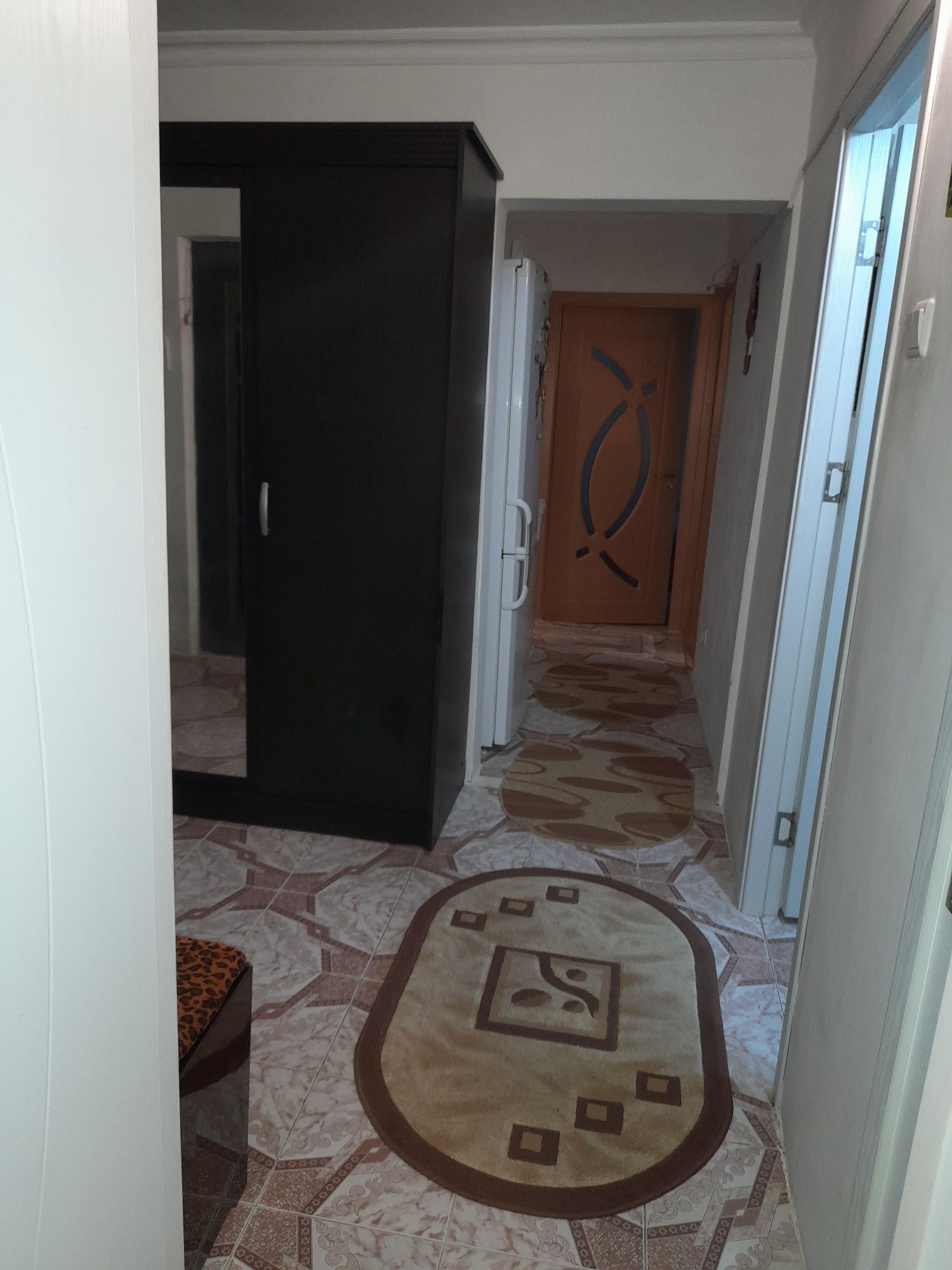 Vând Apartament 3 cam Longinescu