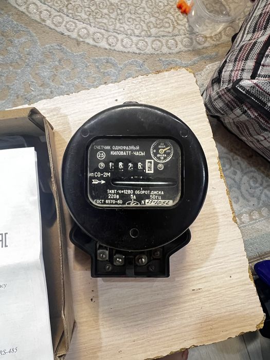 Продам электричемкий счетчик
