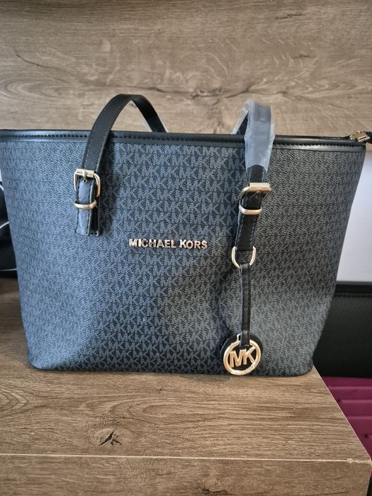 Geantă de calitate superioara