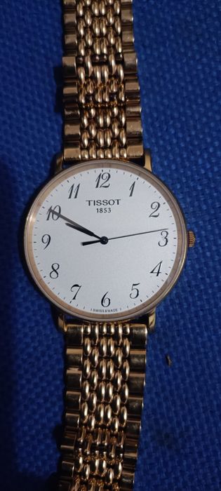 Часы швейцарские Tissot T109.610