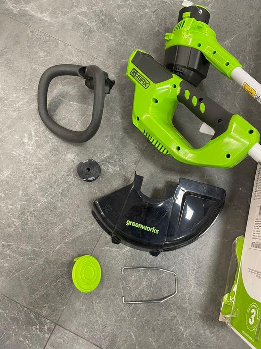 Motocoasa Greenworks 40V G40LT - -A-