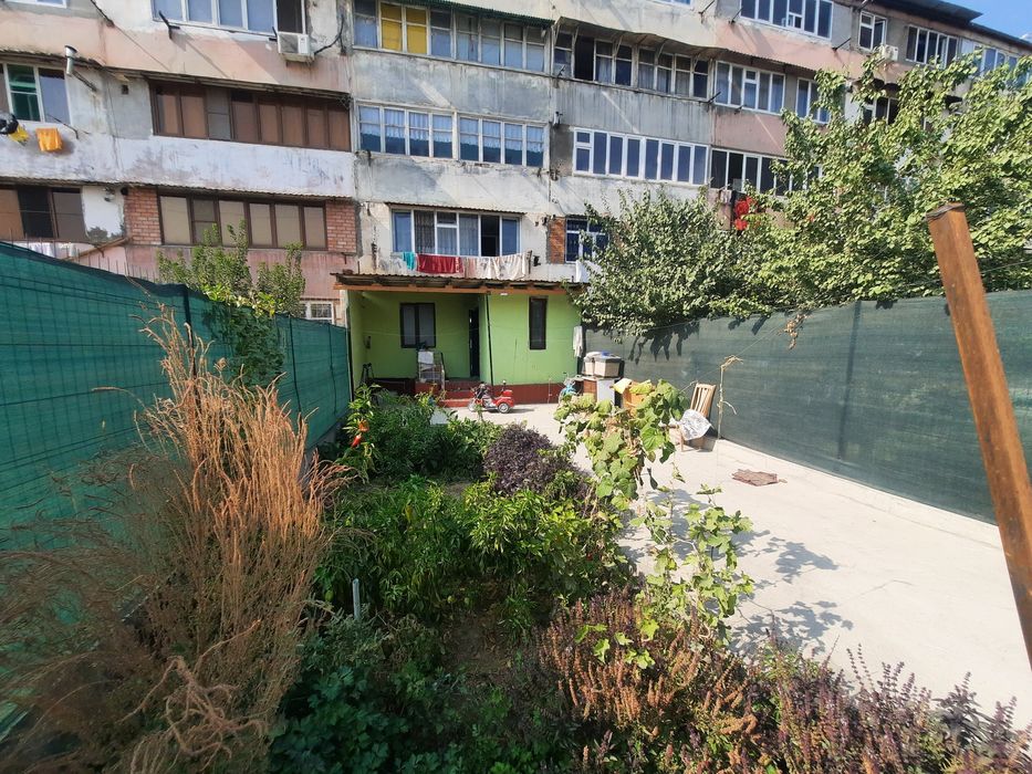 Квартира сотилади