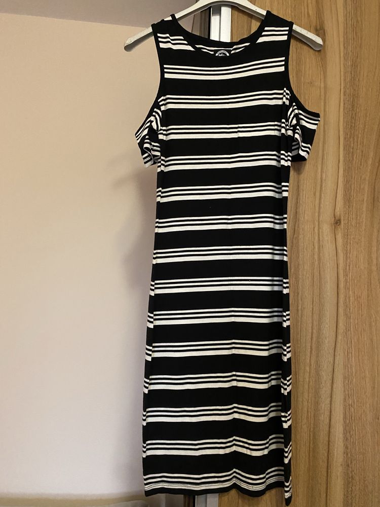 Superdry Sport cold shoulder dress