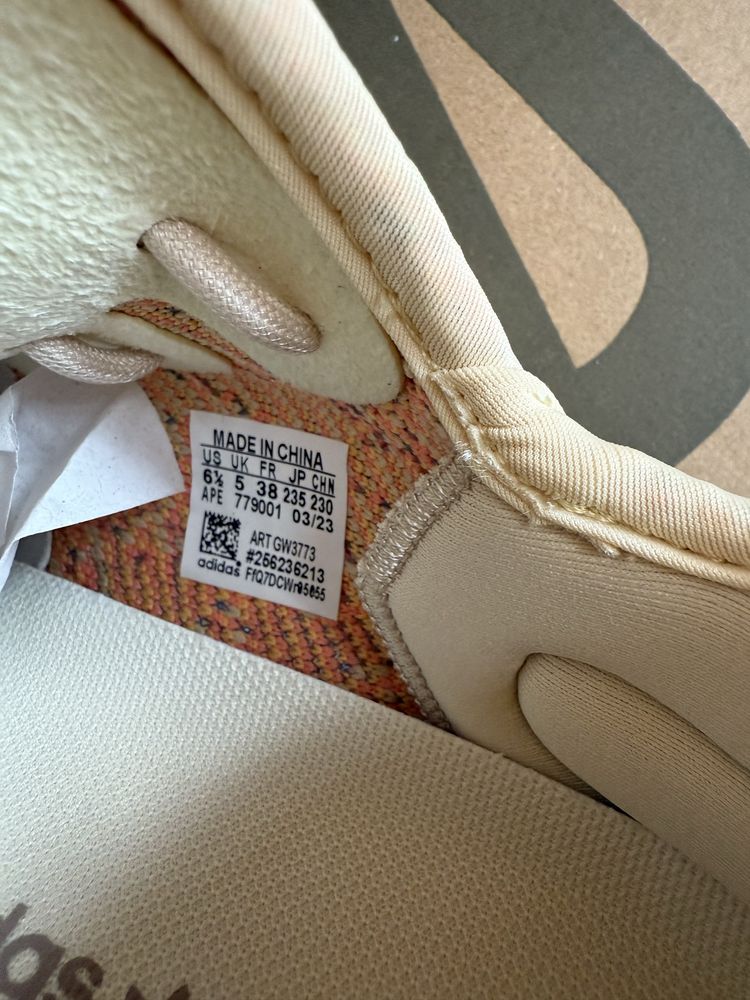Yeezy 350V2 Mx Oat, marimea 38, 39, 40, 41, 42, 43, 44