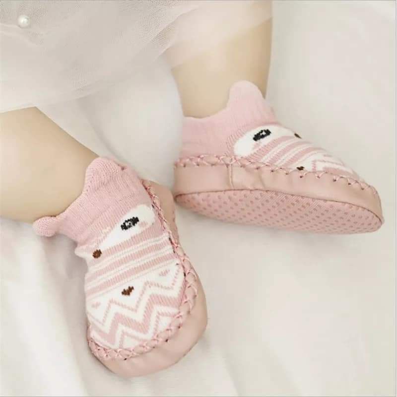 Противоплъзгащи се бебешки чорапки