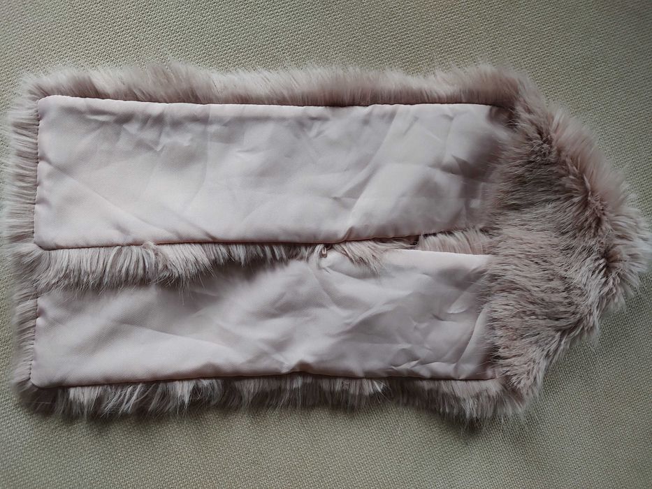 Guler/fular blana artificiala