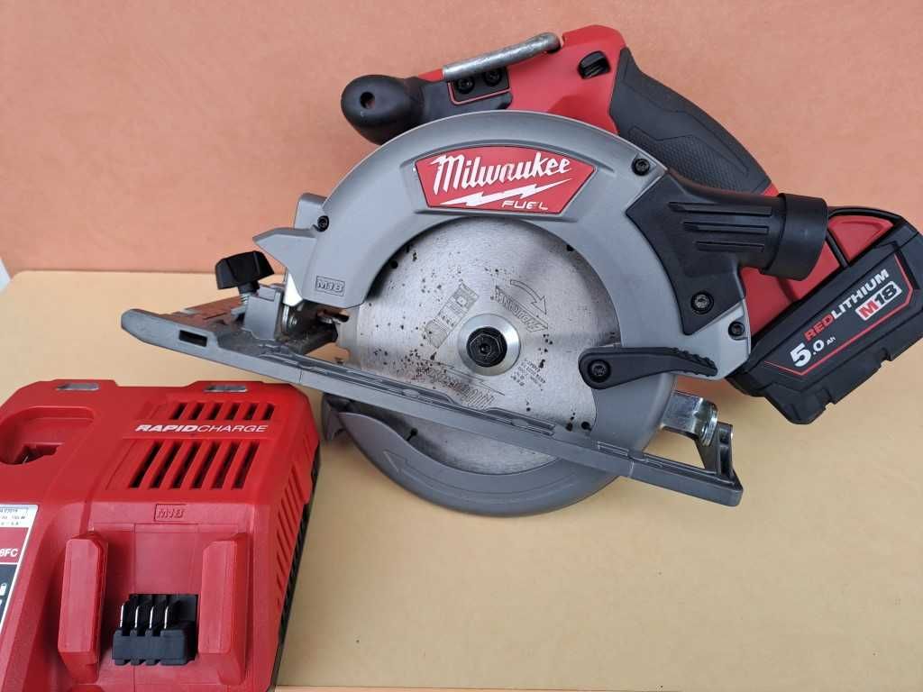 Milwaukee M18 CCS55 - акумулаторен ръчен циркуляр