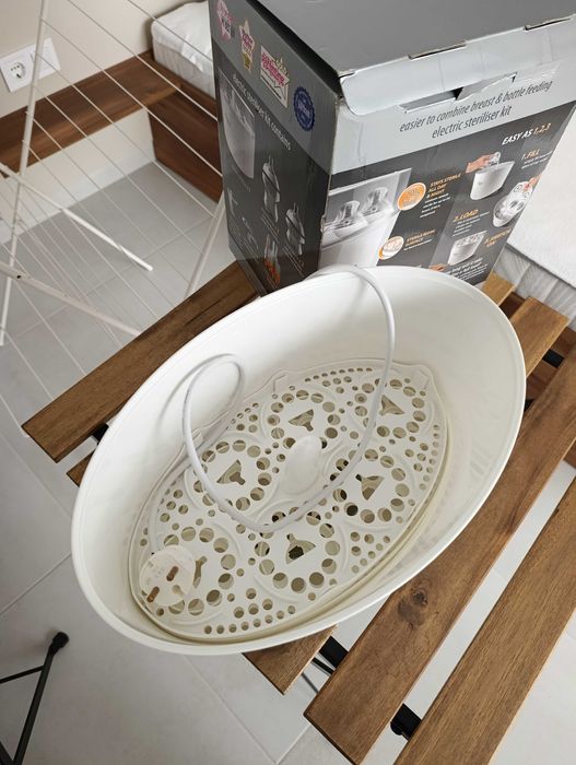 Електрически парен стерилизатор Tommее Tippee