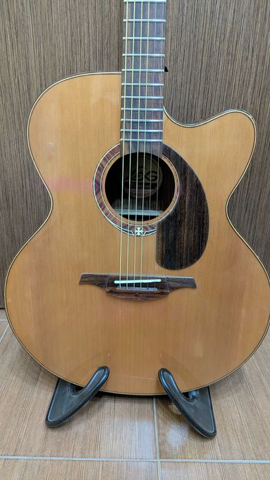 LAG Tramontane T333 JCE Jumbo електро-акустична китара