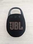 Продам портативную колонку JBL Clip 5
