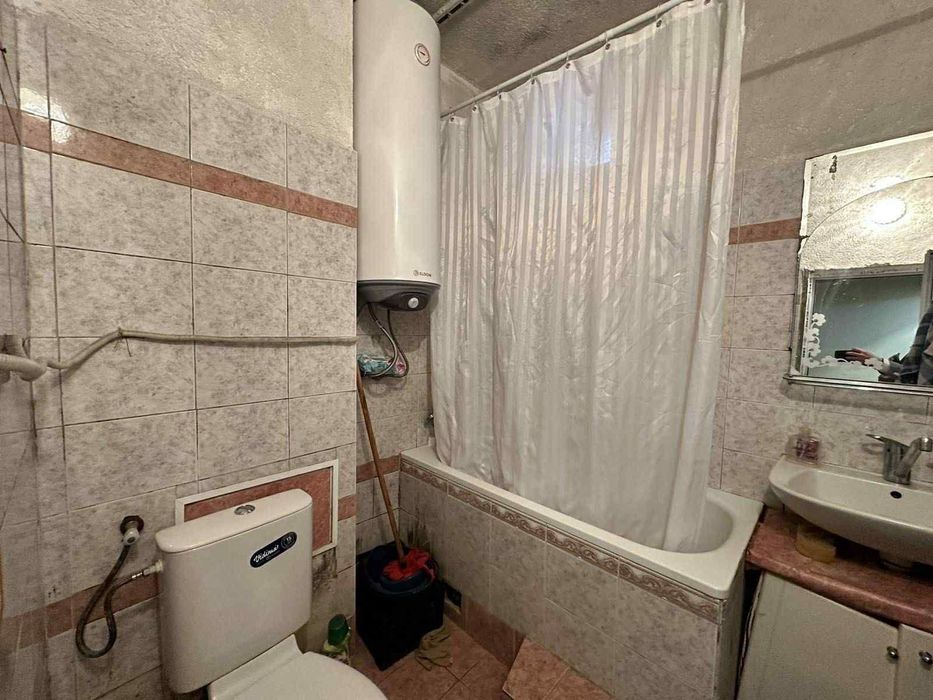 Тристаен апартамент под наем в жк. Южен