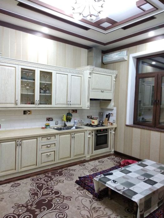 Ракат махалля дом с бассейном