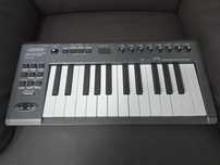 Controller MIDI Roland Edirol PCR-M1
