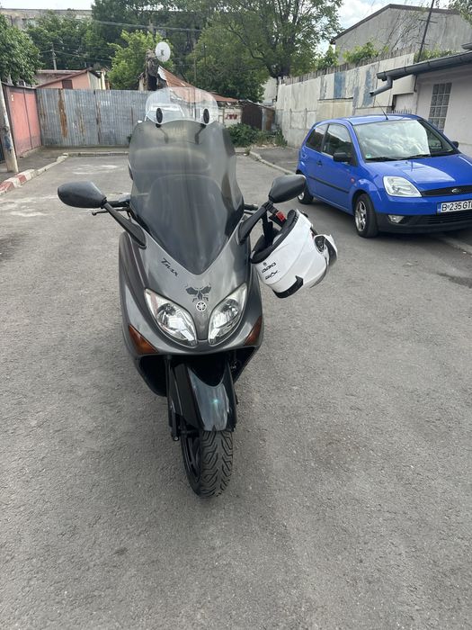 Vand Yamaha tmax.     ,