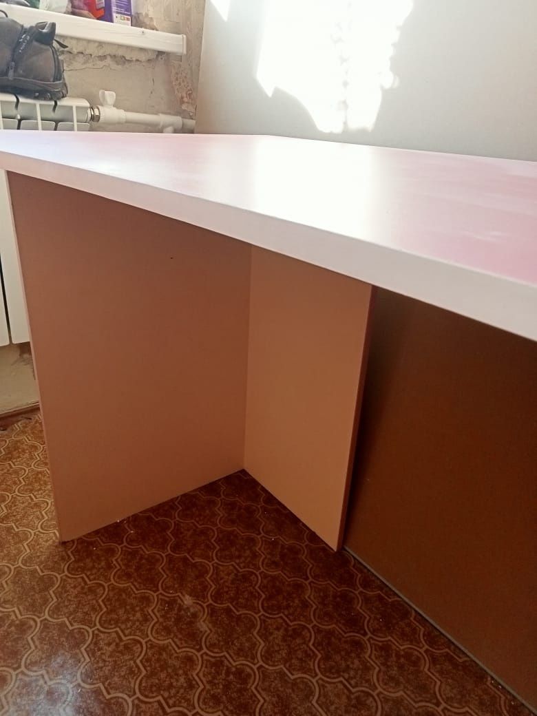 Продам детскую мебель для девочек