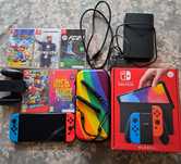 Nintendo Switch OLED - Neon Red & Neon Blue