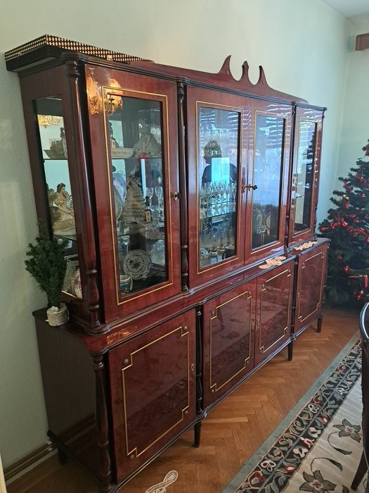 Vand mobila anii 90 stare foarte buna