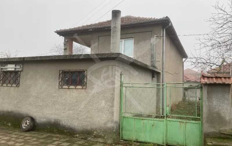 Къща в китното селце Новаково!