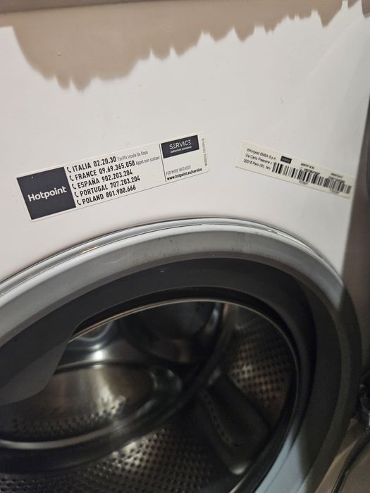 Продавам пералня Hotpoint Ariston за части