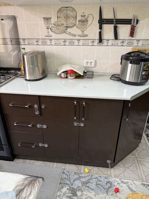 Срочно продается Кухонная мебель