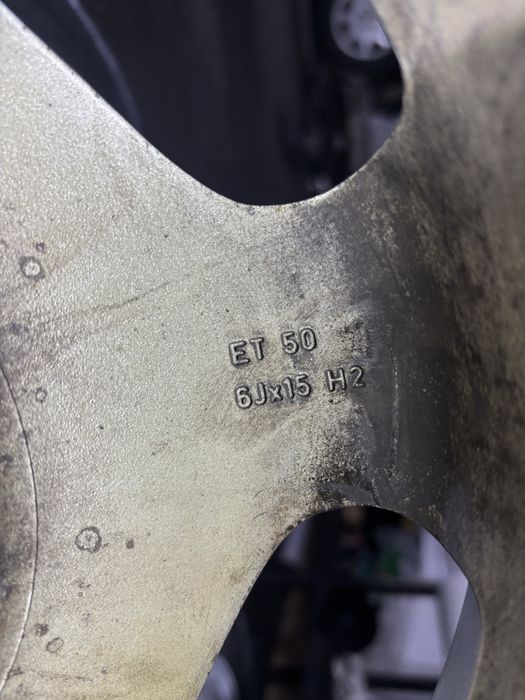 Jante Mercedes R15 cu Anvelope de Iarna