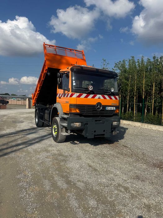 Basculanta 4x4 Mercedes 1828