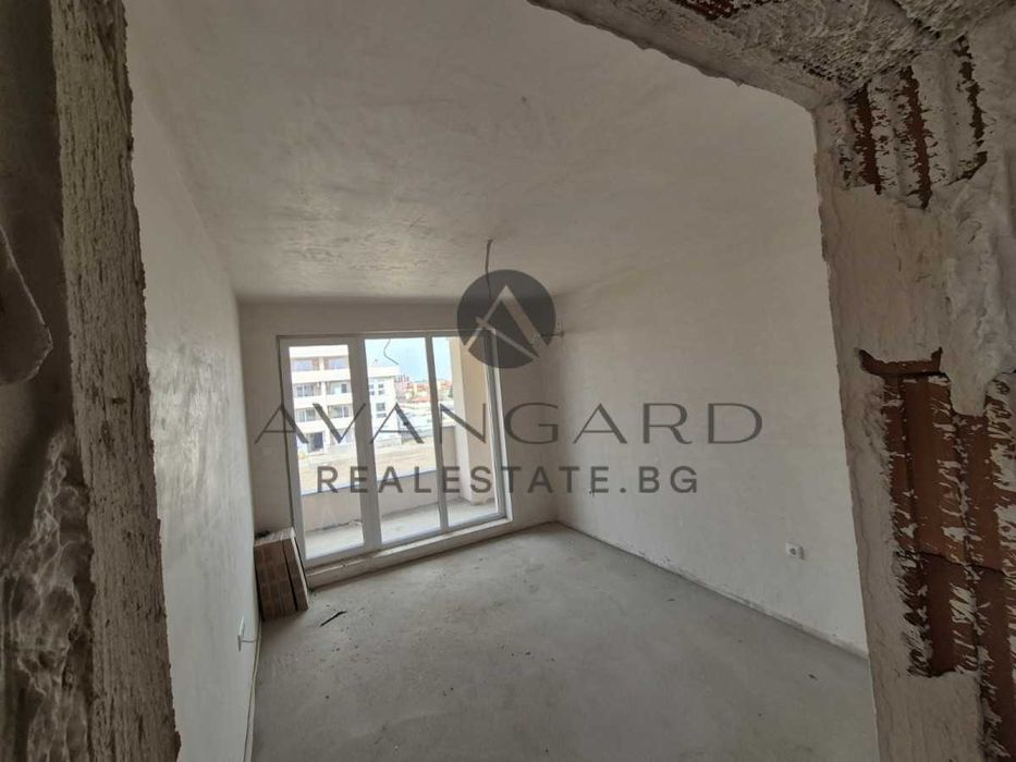 Продава се Тристаен апартамент в Пловдив, Кючук Париж - 97 кв.м за 1324 €/кв.м - Снимка #1