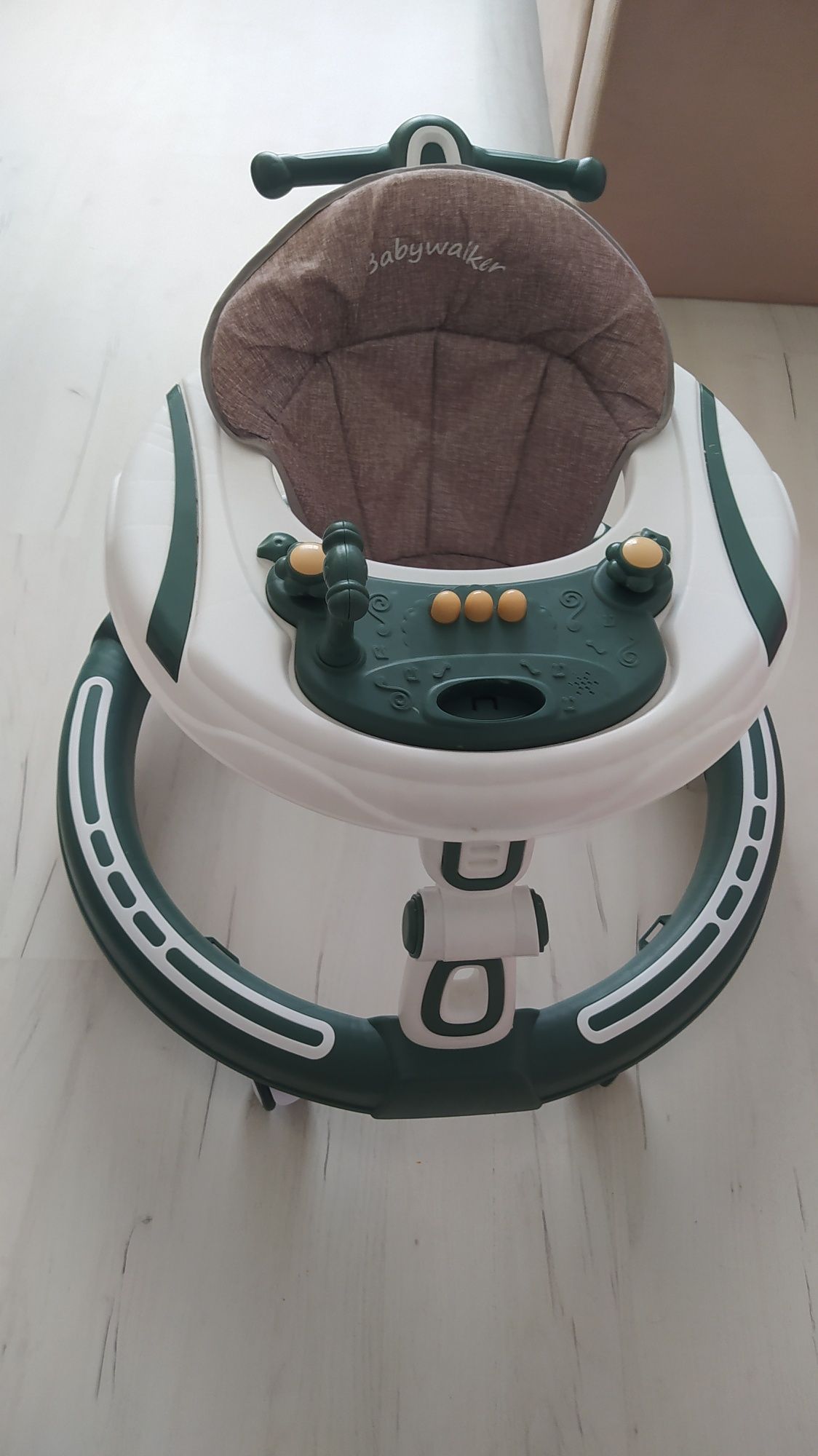 Ходунок детский  складной от Babywalker