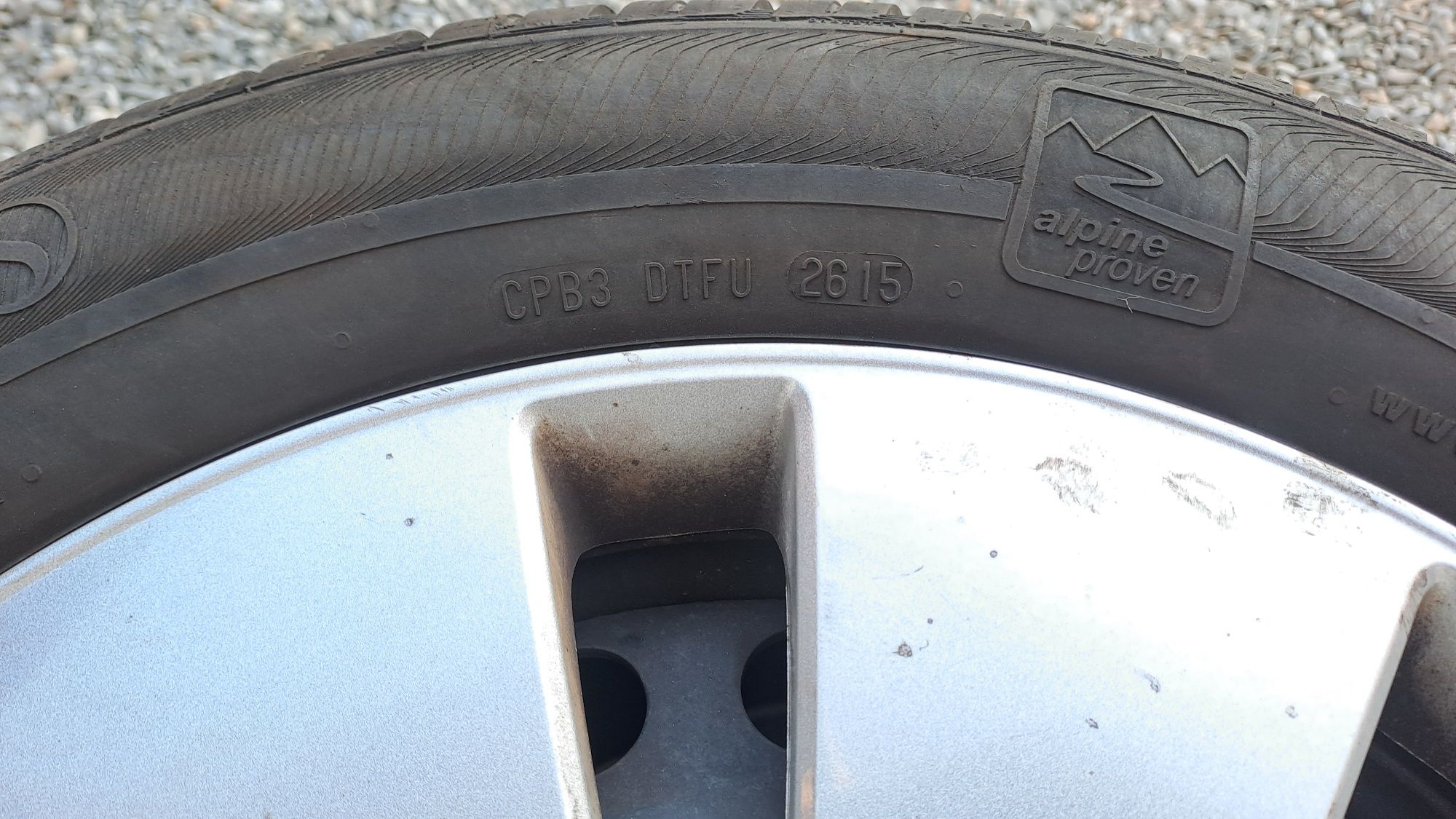 Anvelope iarna 215 55 r16 + jante originale Ford