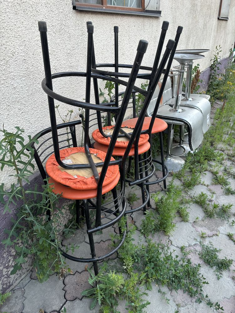 Продам барные стулья