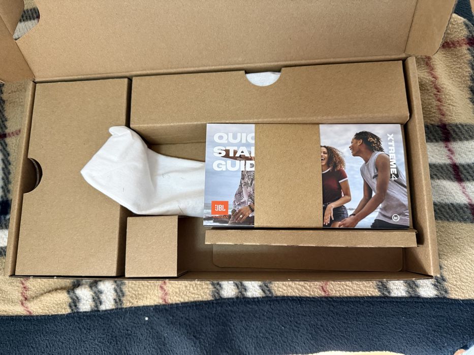 Преносима тонколона JBL Extreme 4