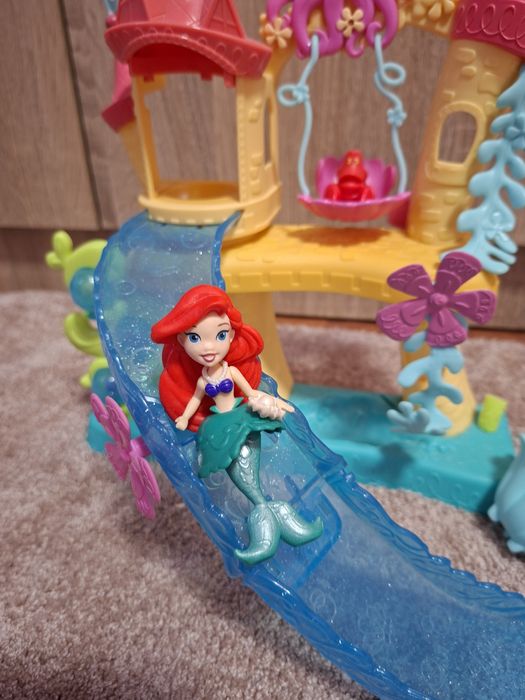 Комплект Disney Princess, Замъка на Ариел