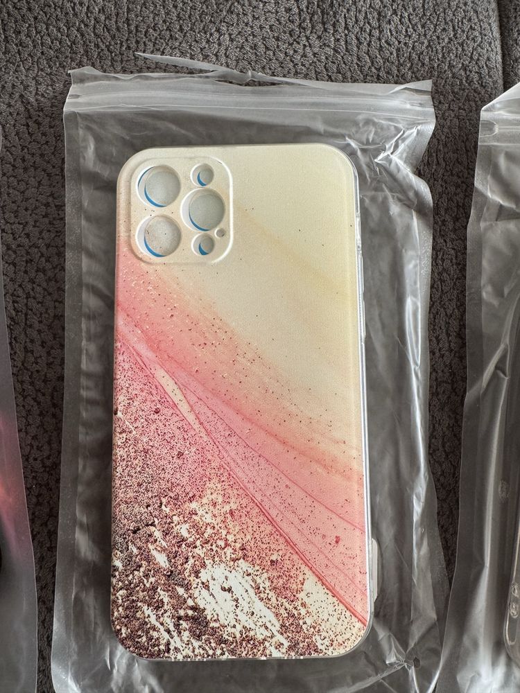 Кейсове/калъфи за IPhone 12 Pro