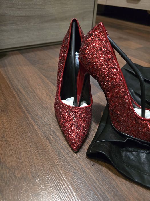 Туфли на каблуке