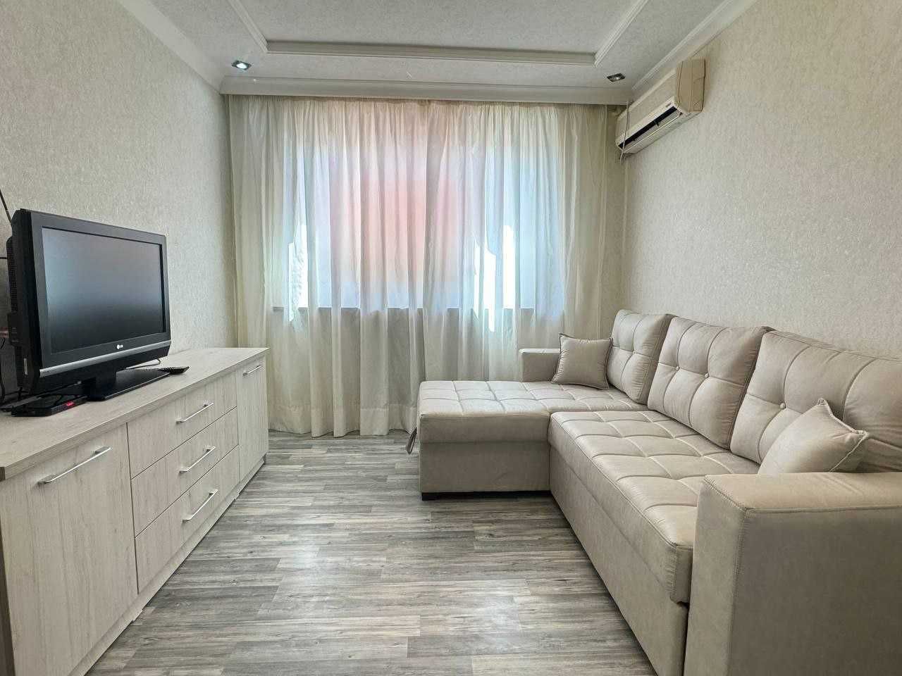 Новомосковская, 1/4/5, Ор-р: 15 кардиология, 30м2, Евро ремонт