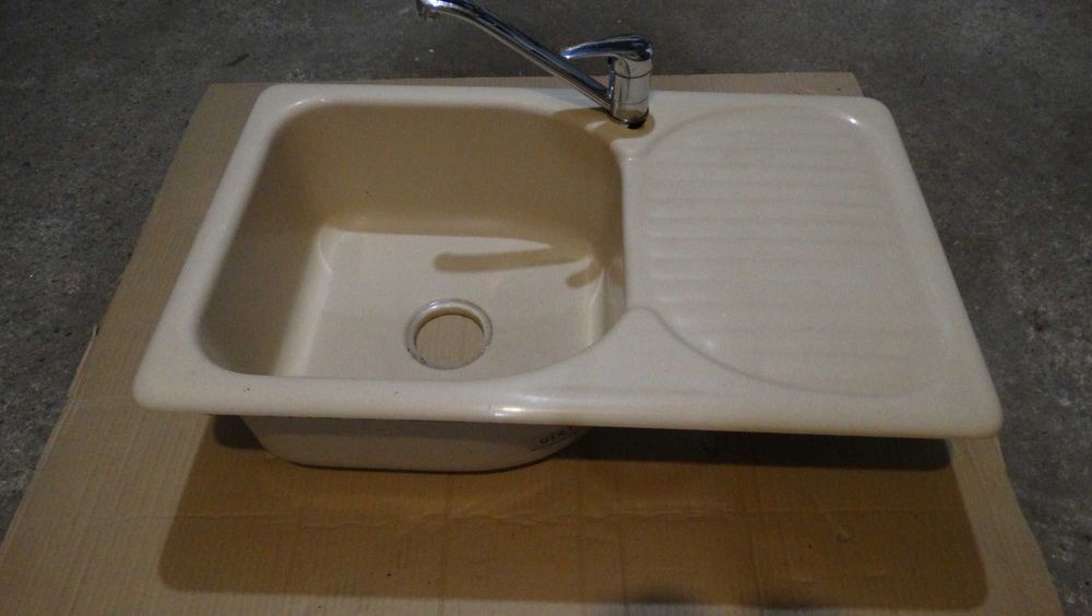 Мивка Фат 80 / 49 със смесител