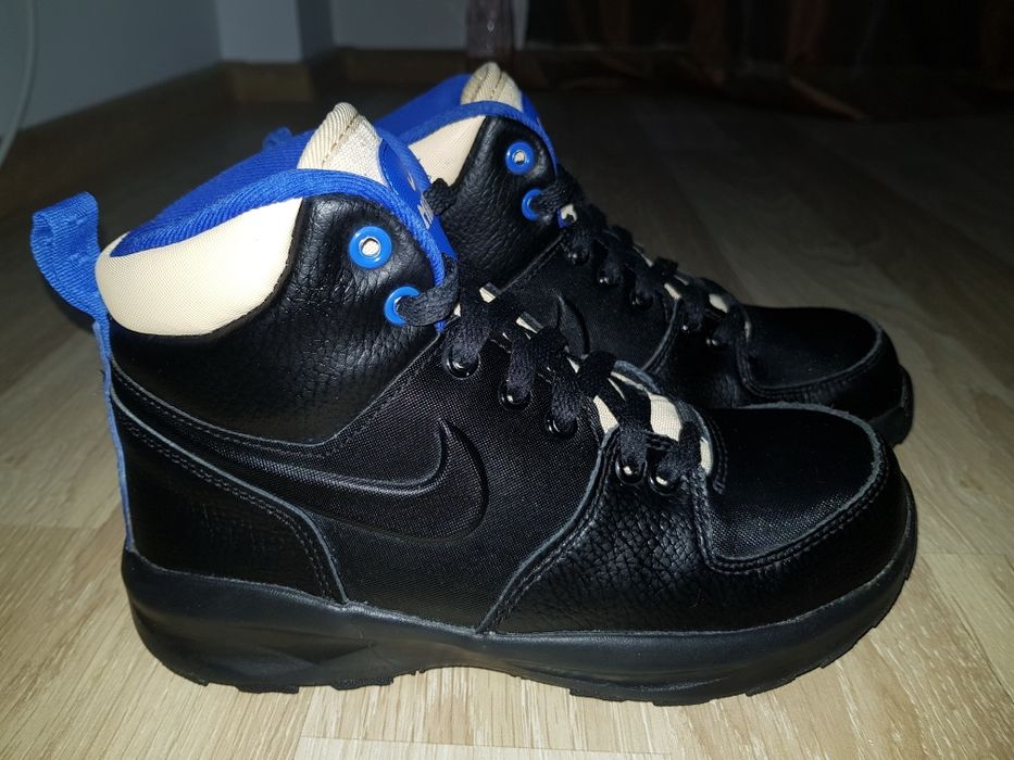 Adidasi Ghete Nike mărimea 35,5 jordan salomon